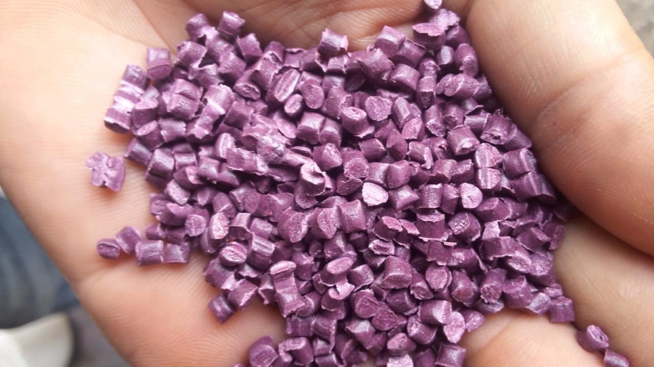 dreams-plastics-purple-pp-granules-7123